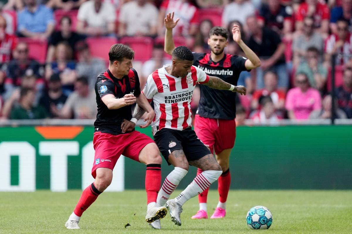 骆建佑在国 骆建佑在国