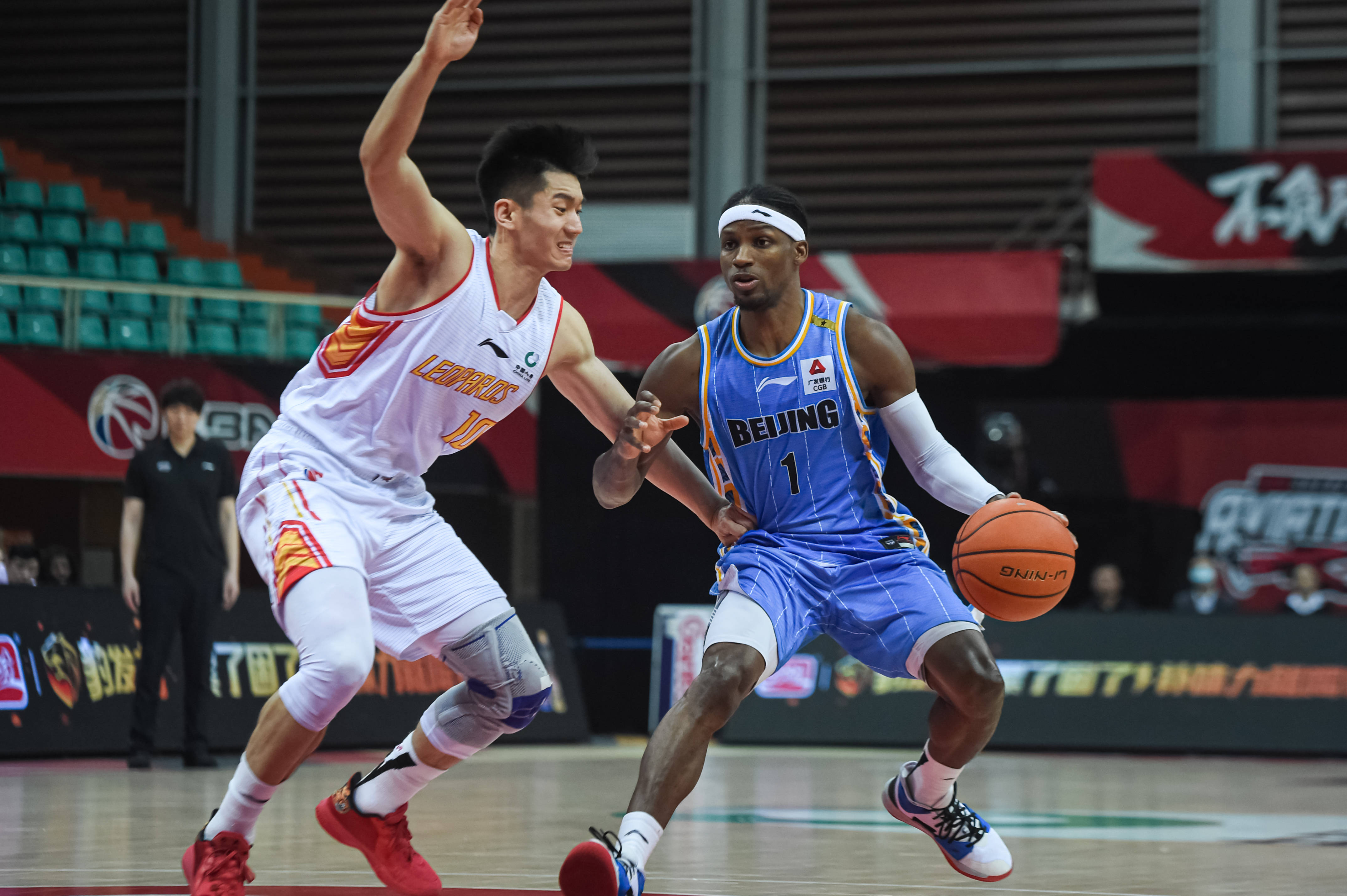 业球员来说 业球员来说