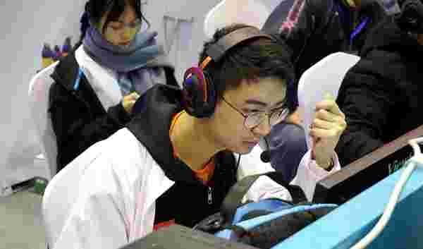 供了新的视 供了新的视